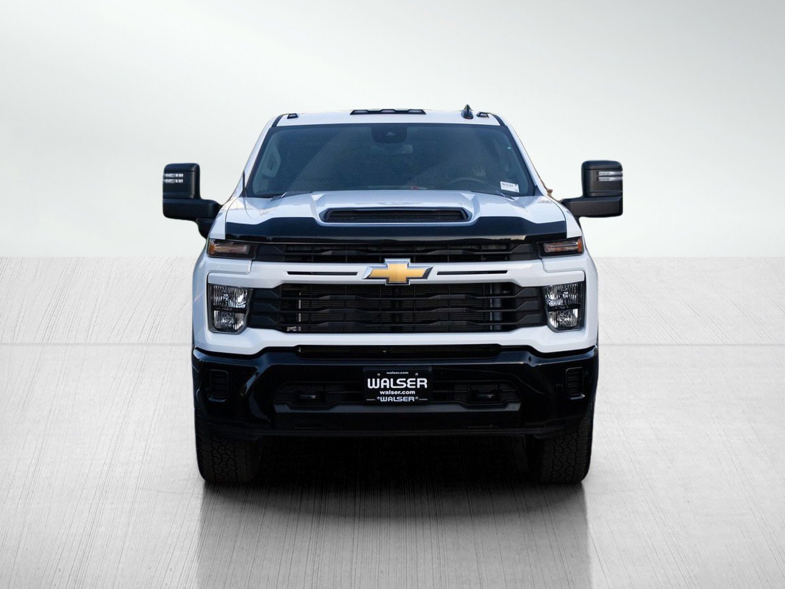 2024 Chevrolet Silverado 2500HD Custom photo 8