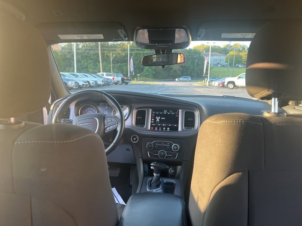 2023 Dodge Charger SXT photo 16