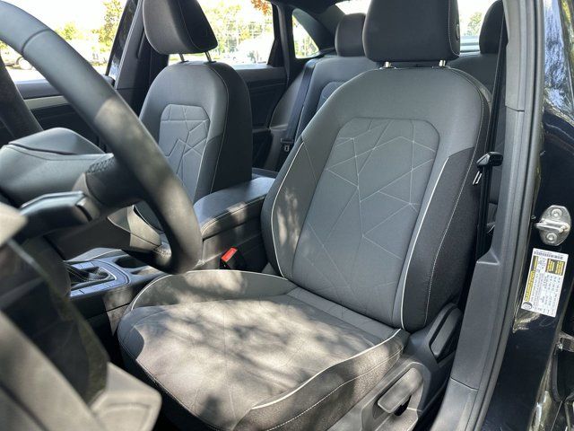 2025 Volkswagen Jetta 1.5T Sport photo 3