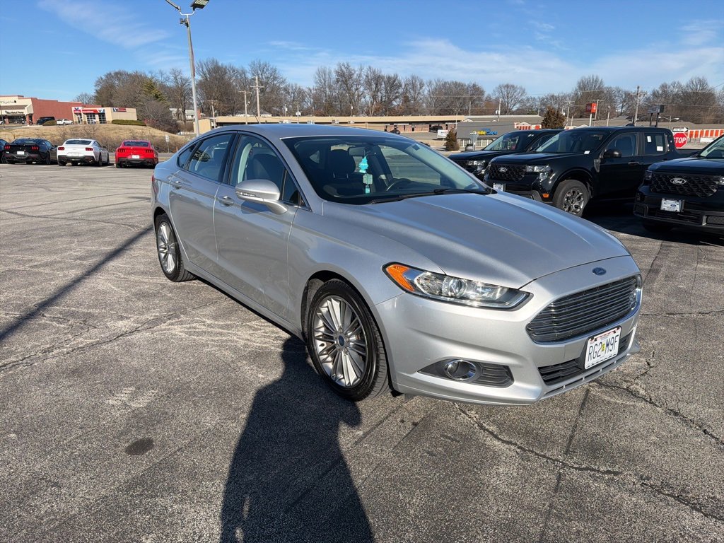2014 Ford Fusion SE's photo
