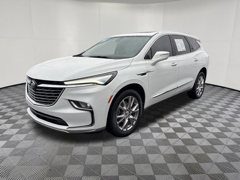2023 Buick Enclave Premium's photo