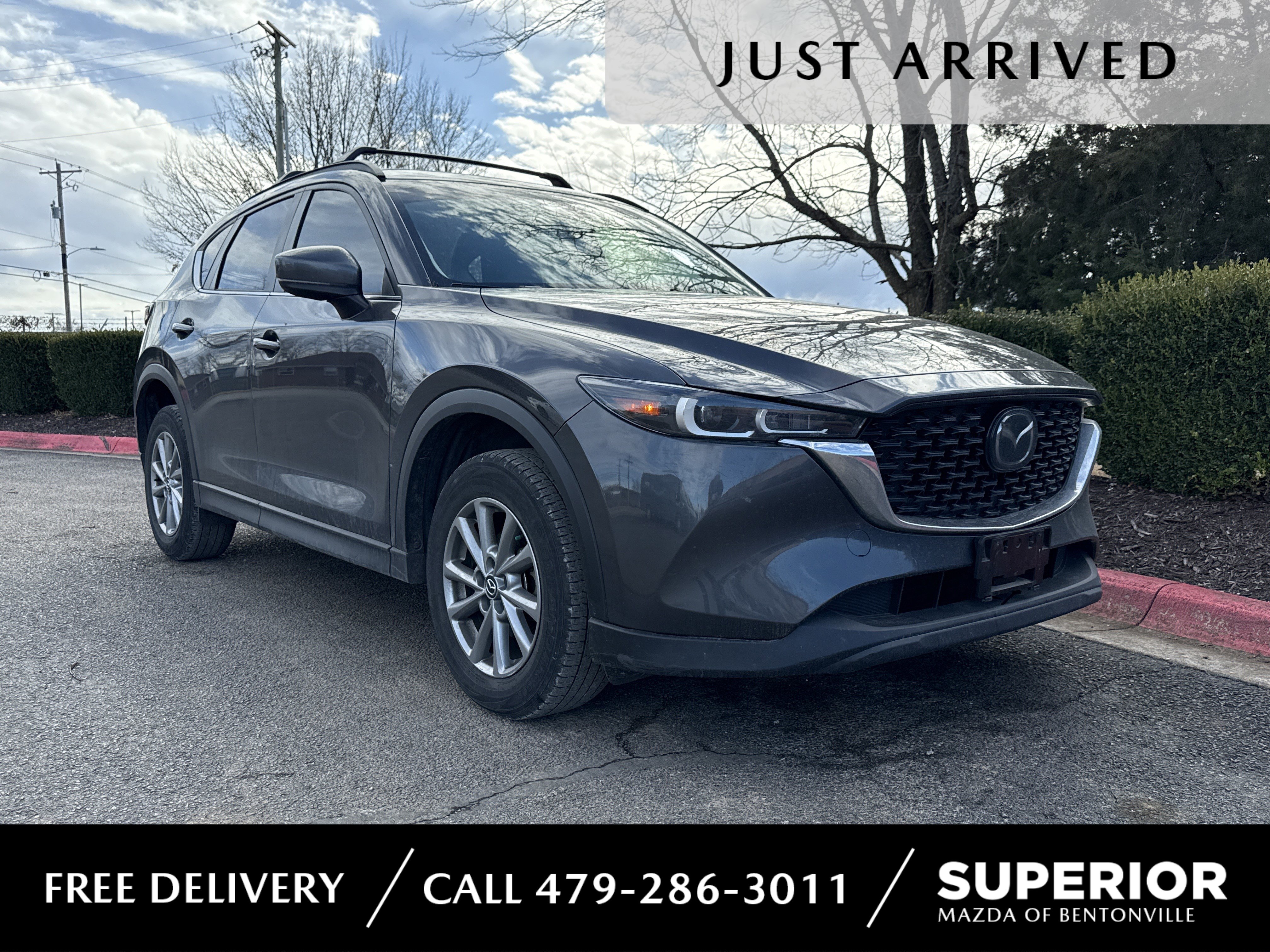 2022 Mazda CX-5 S Preferred package's photo