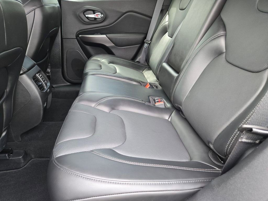 2021 Jeep Cherokee Latitude Lux photo 8