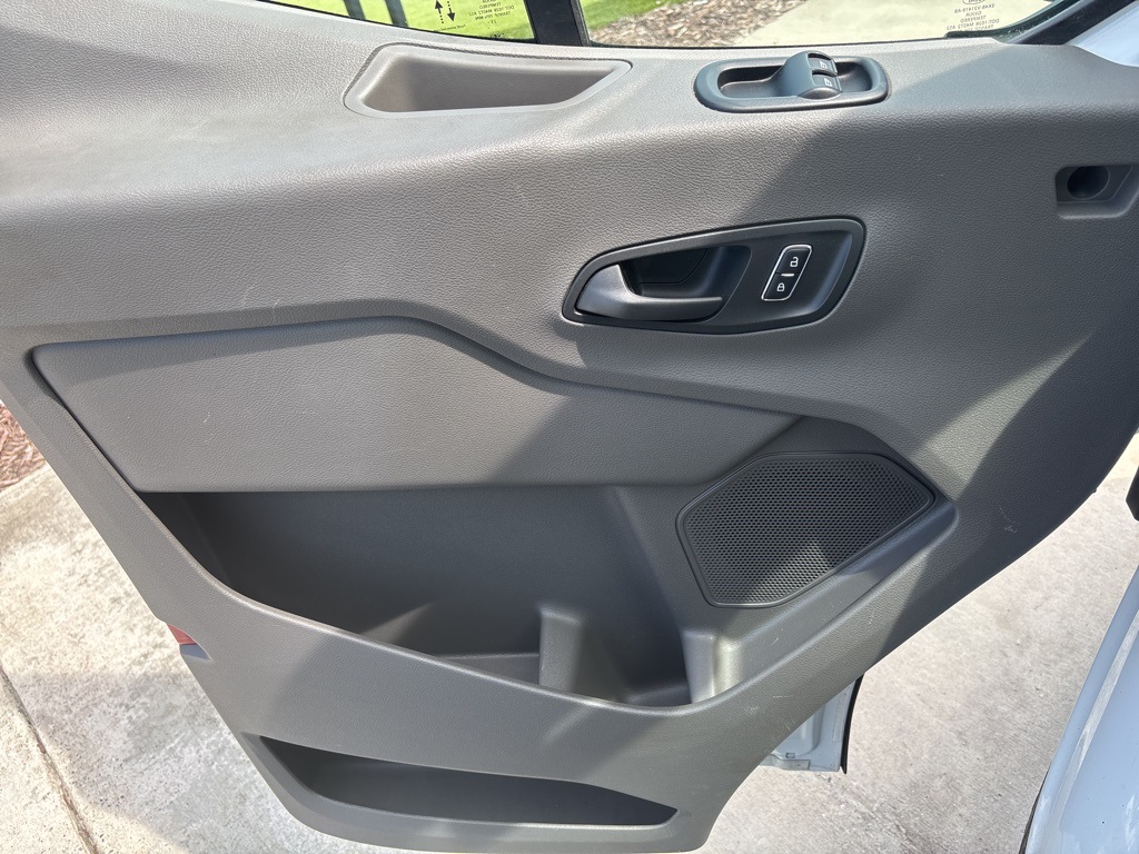 2024 Ford Transit Cargo Van photo 24