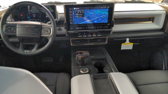 Used 2025 Void Black GMC 2X image 25