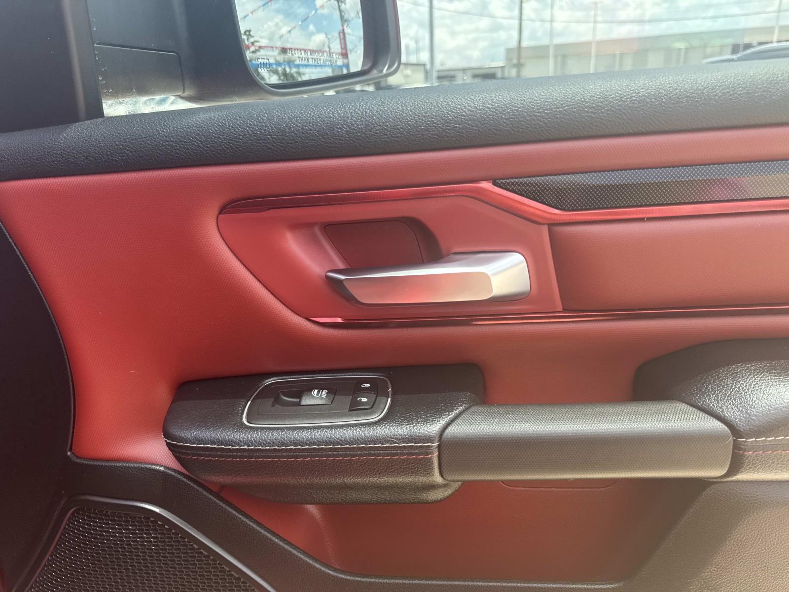 2019 Ram 1500 Rebel photo 14