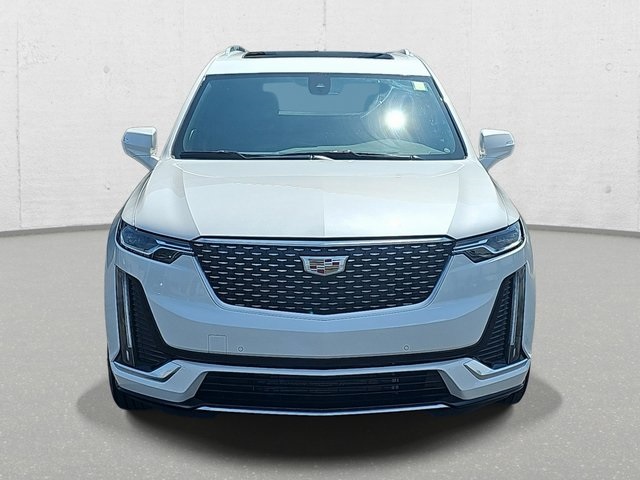 2025 Cadillac XT6 Premium Luxury photo 2
