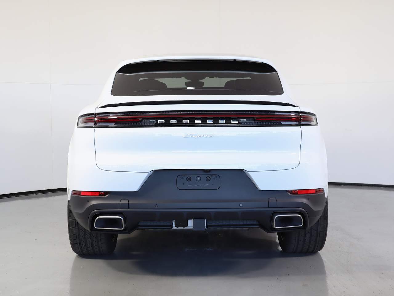 2025 Porsche Cayenne Coupe photo 6