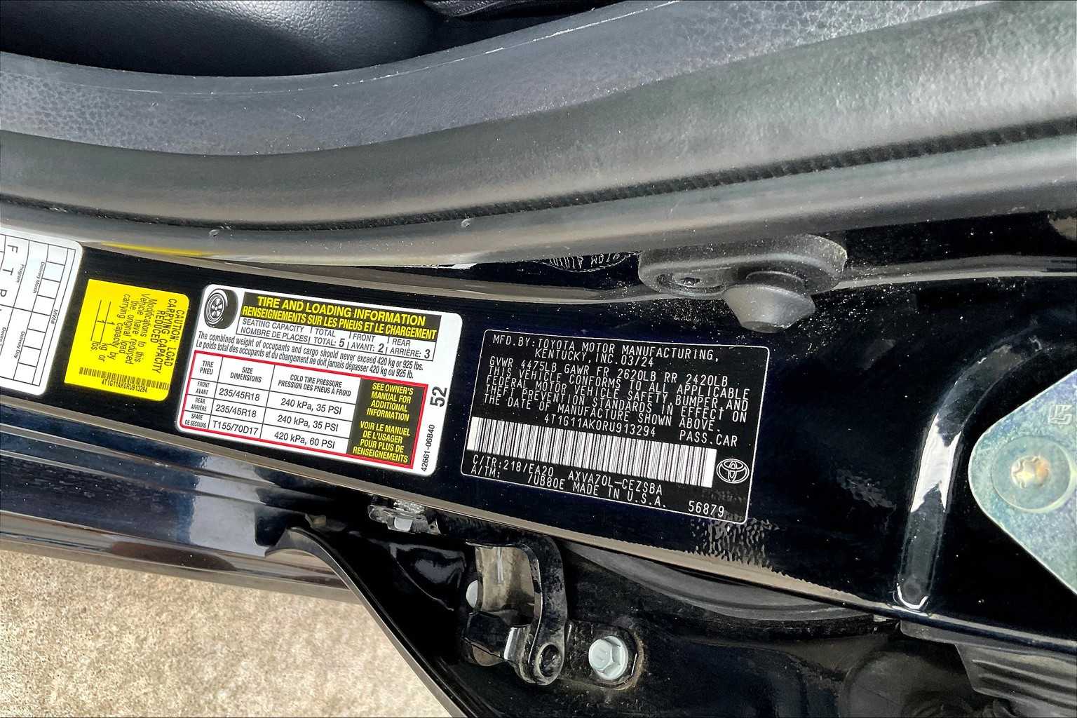 2024 Toyota Camry SE photo 31