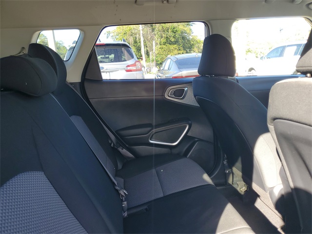 2023 Kia Soul LX photo 28