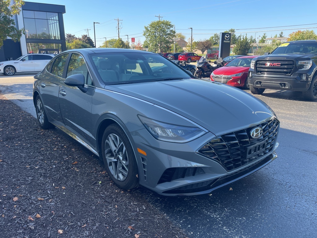 2022 Hyundai Sonata SEL Convenience N Line photo 4