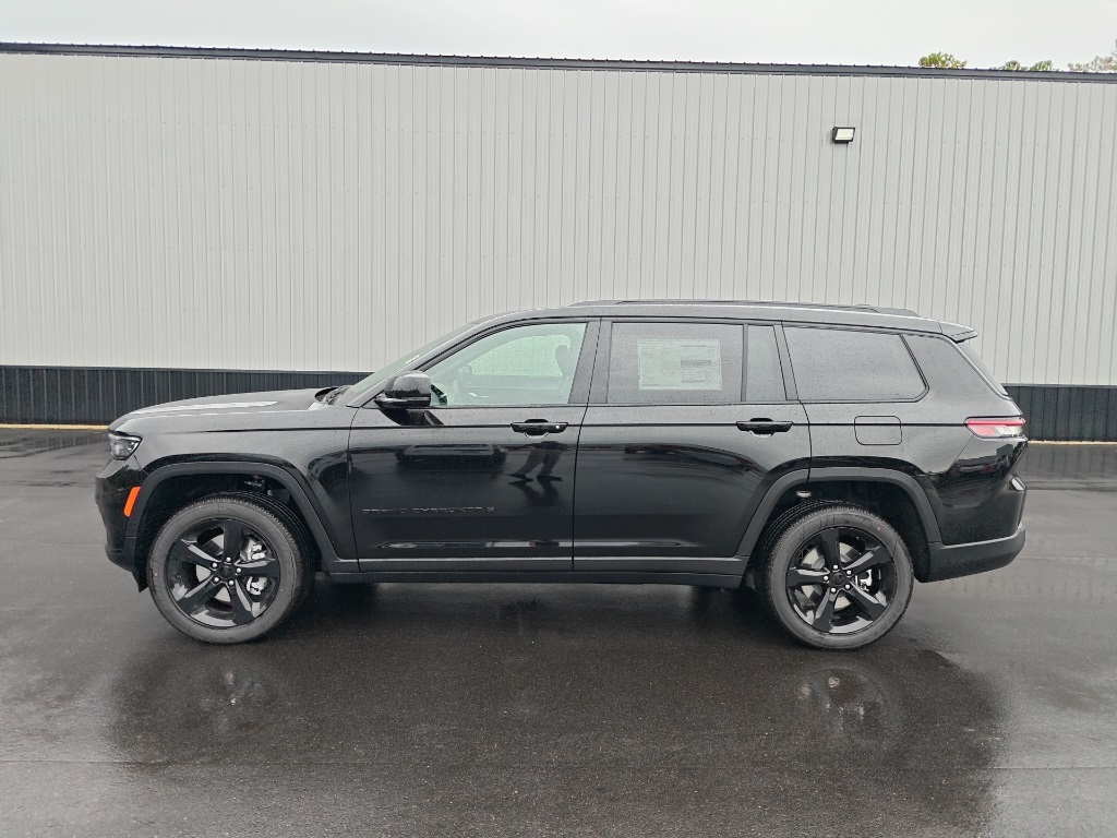2025 Jeep Grand Cherokee Altitude X photo 2