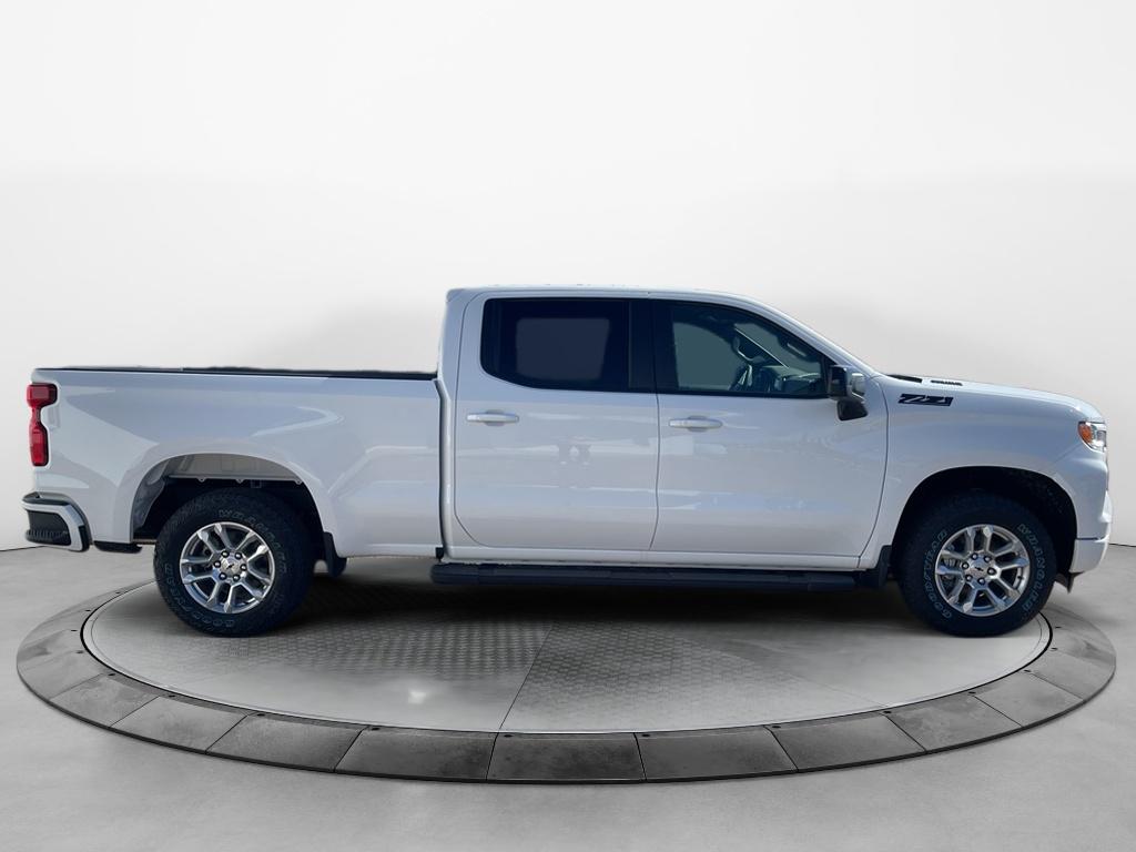 2025 Chevrolet Silverado 1500 RST photo 2