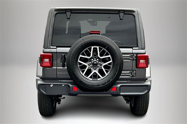 2026 Jeep Wrangler Sahara photo 3