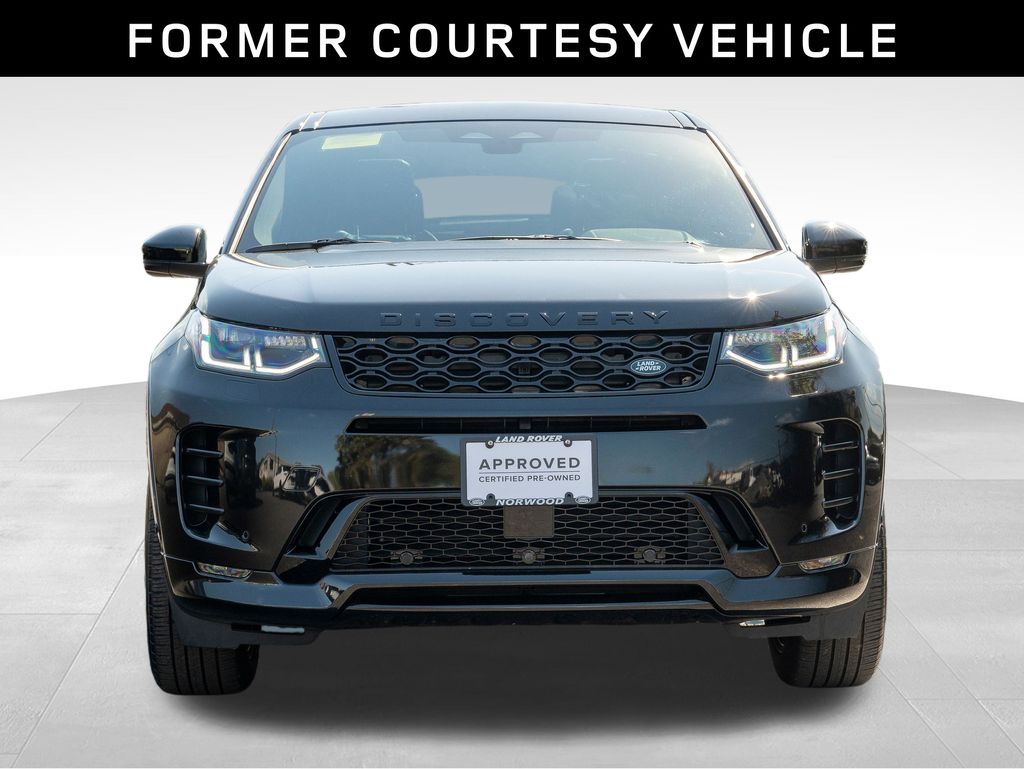 2025 Land Rover Discovery Sport SE photo 2