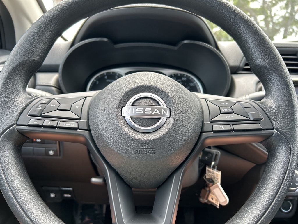 2025 Nissan Versa S photo 15