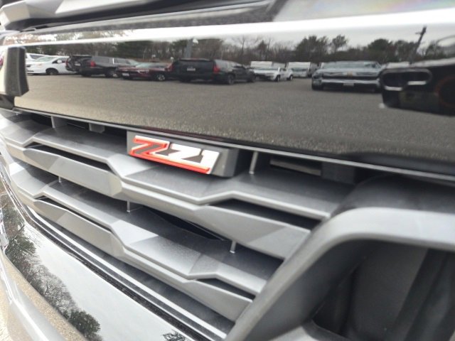 2026 Chevrolet Colorado Z71 photo 2