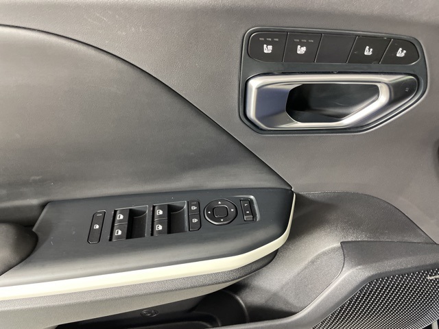 2025 Kia K4 GT-Line photo 18