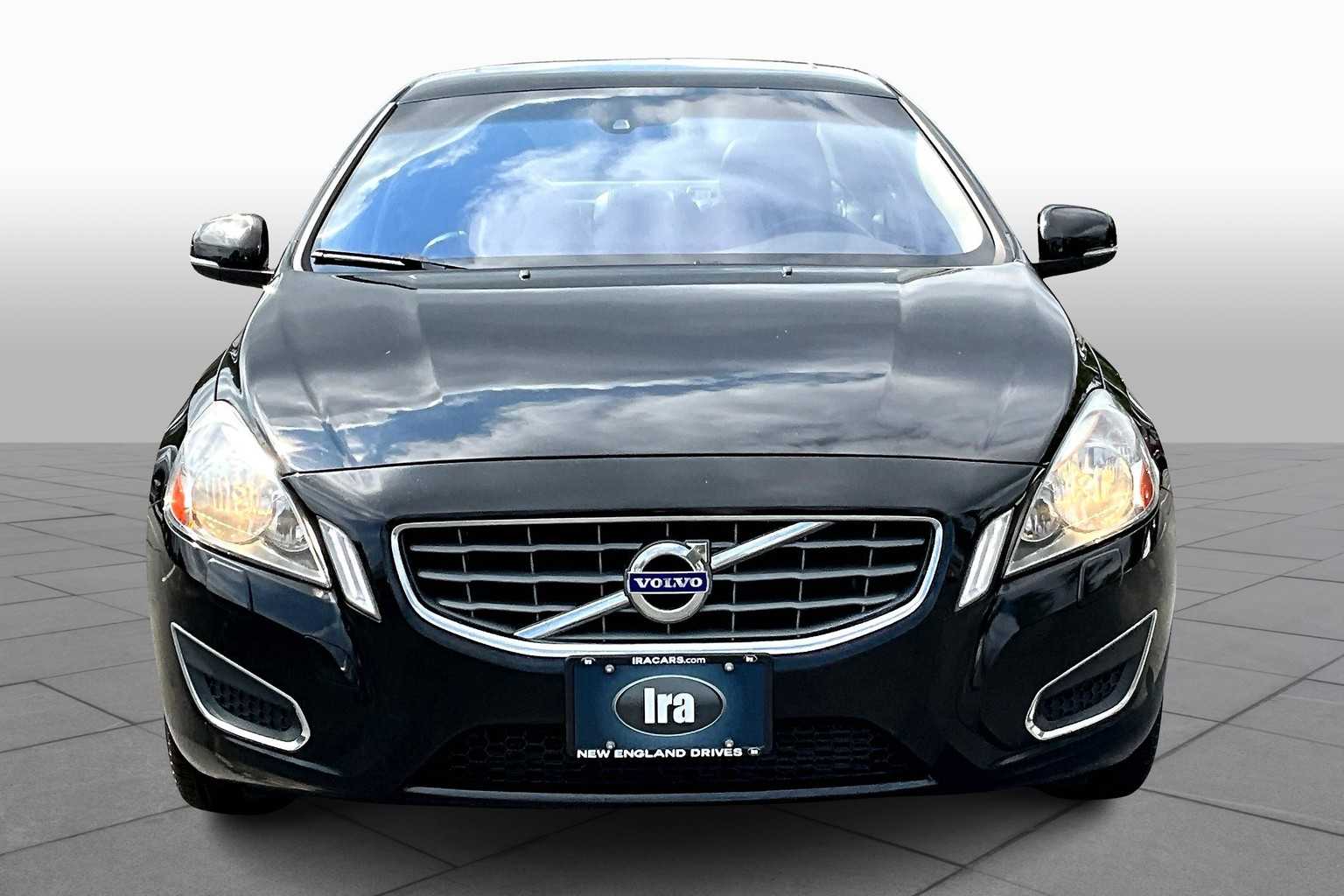 2013 Volvo S60 T5 Premier photo 3