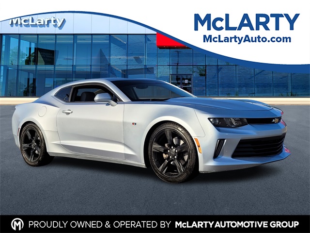 2017 Chevrolet Camaro 1LT's photo
