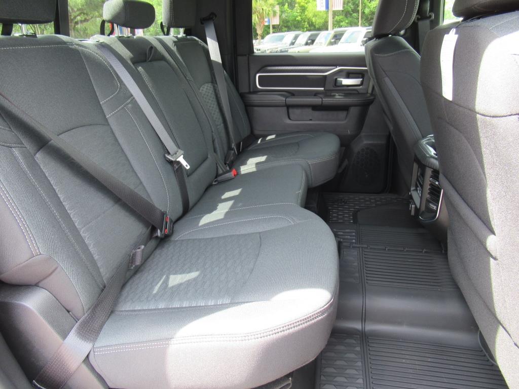 2025 Ram 2500 Big Horn photo 30