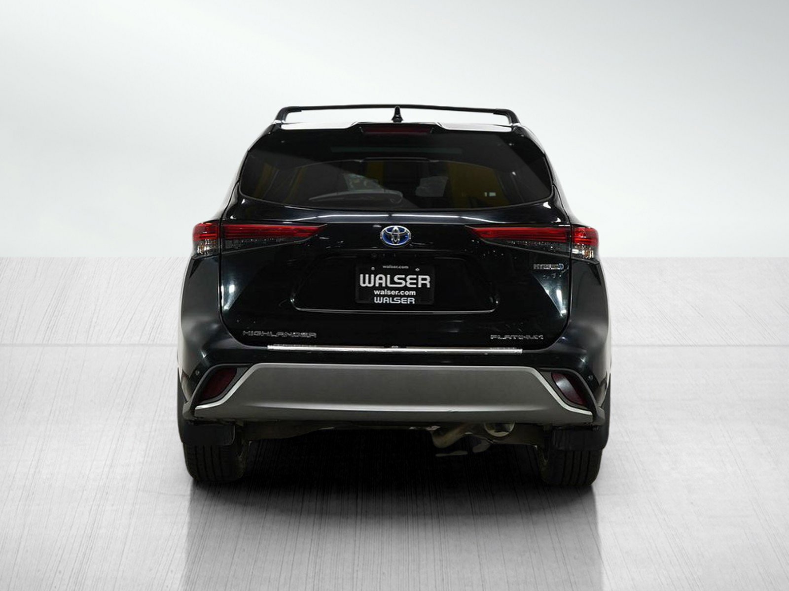 2021 Toyota Highlander Hybrid Platinum photo 3