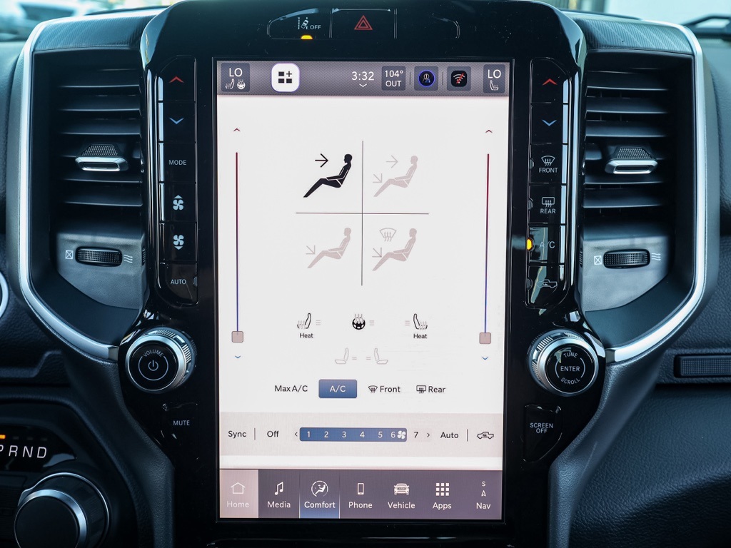 New 2026 Granite Crystal Metallic Clear-Coat Exterior Paint RAM Big Horn/Lone Star image 27