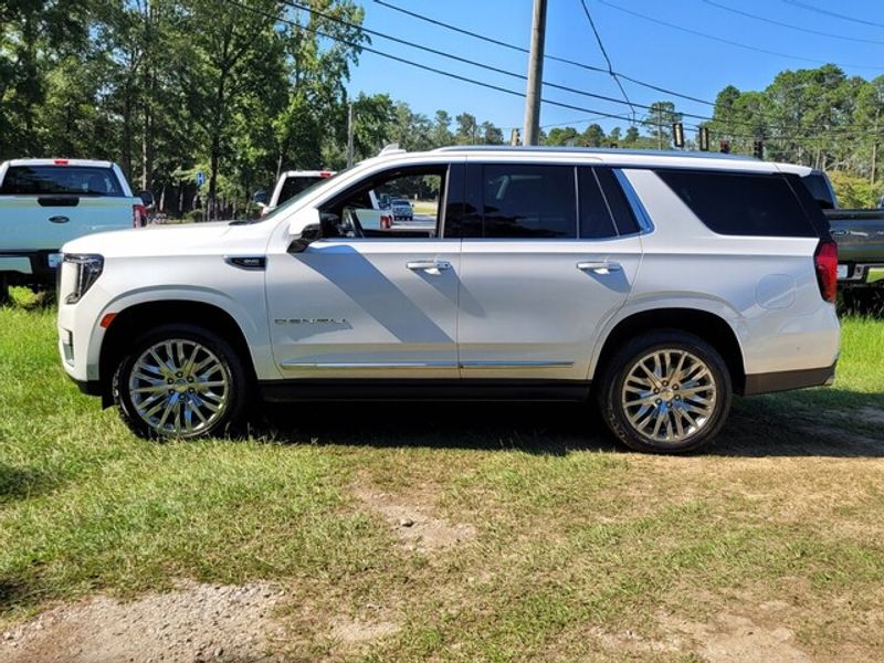 2023 Gmc Yukon Denali photo 4