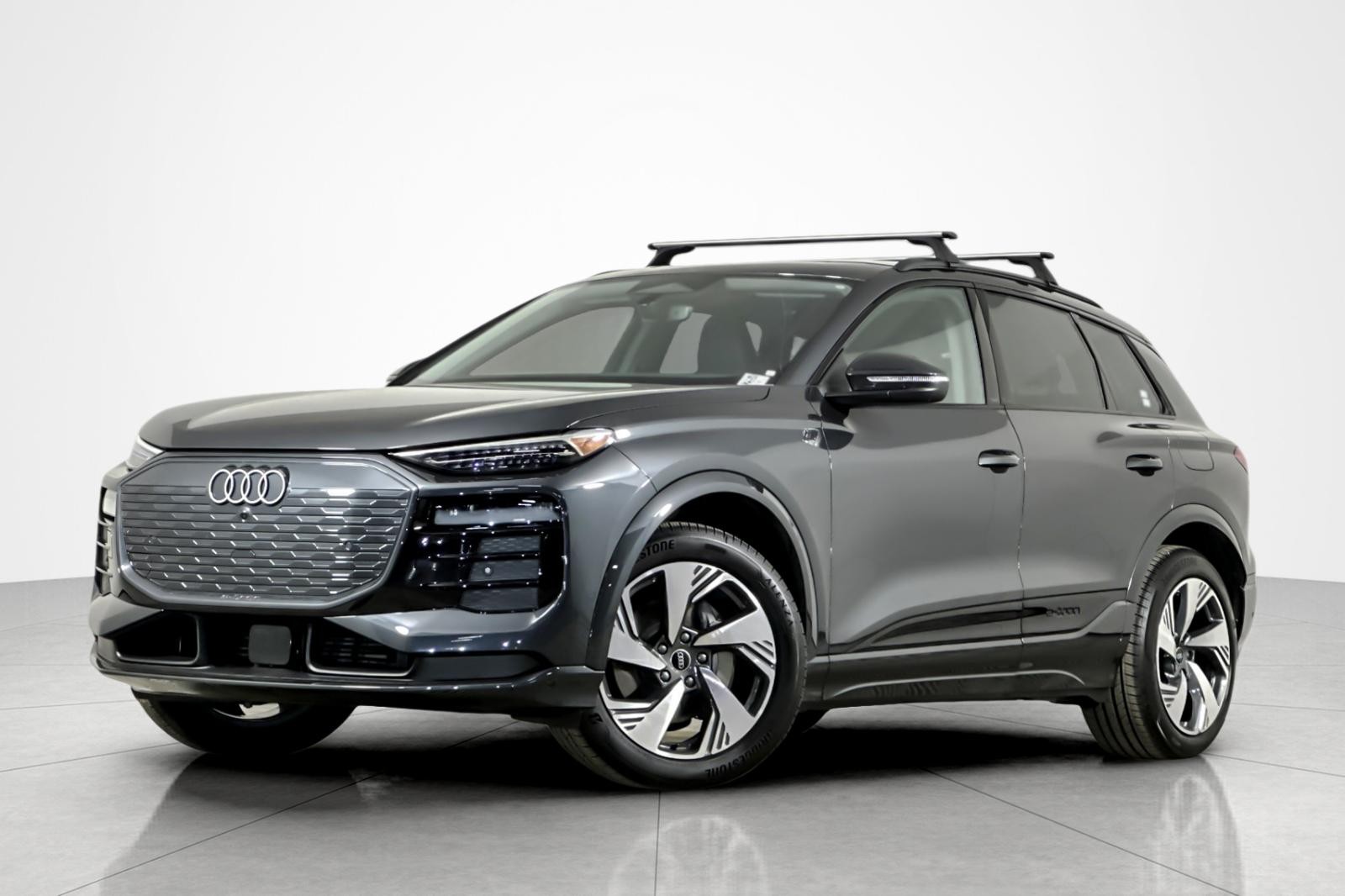 2025 Audi Q6 e-tron Premium Plus's photo