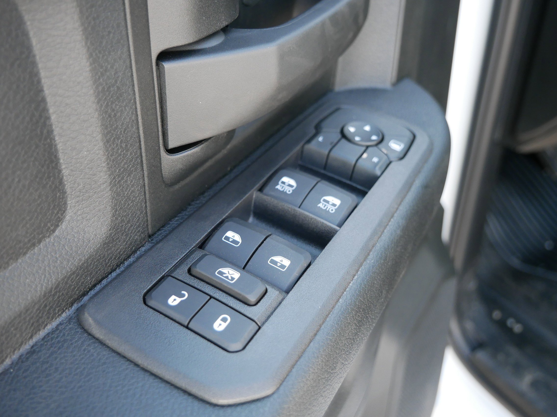 2026 Ram 3500 Tradesman photo 5