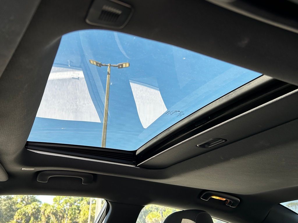 2022 Dodge Charger GT photo 4