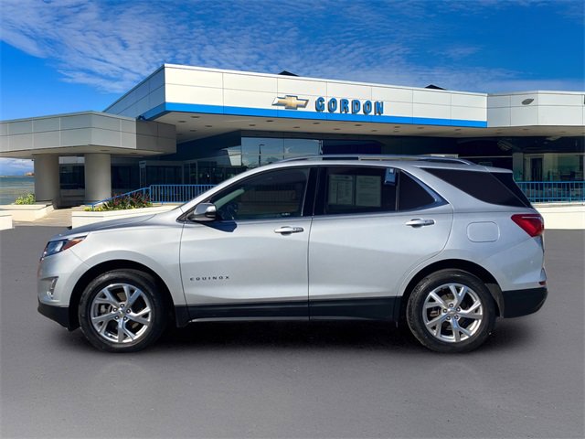 2018 Chevrolet Equinox LT photo 2