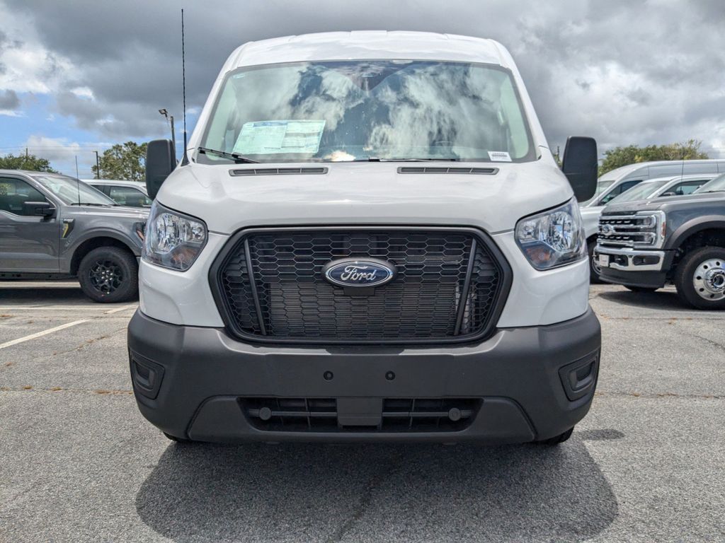 2025 Ford Transit photo 9
