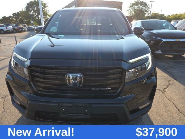 2023 Honda Ridgeline Black Edition photo 9