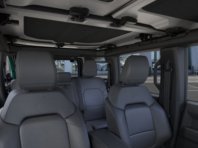 2025 Ford Bronco Outer Banks photo 12