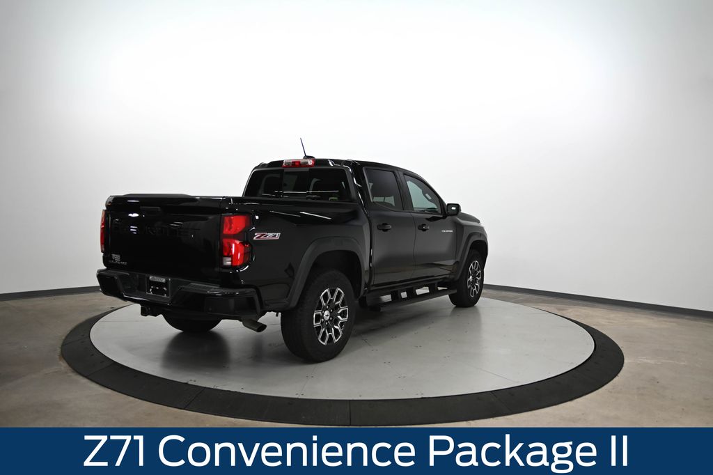 2023 Chevrolet Colorado Z71 photo 6