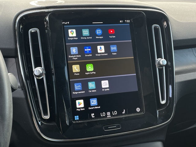 2023 Volvo C40 Recharge Ultimate photo 13