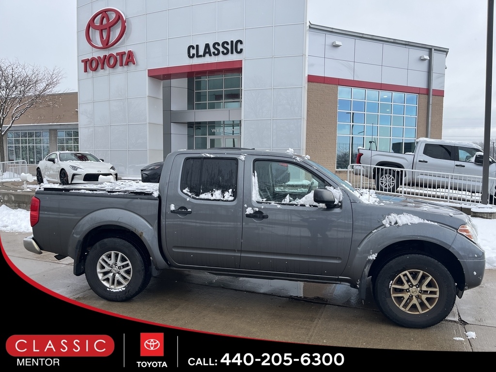 2017 Nissan Frontier SV's photo