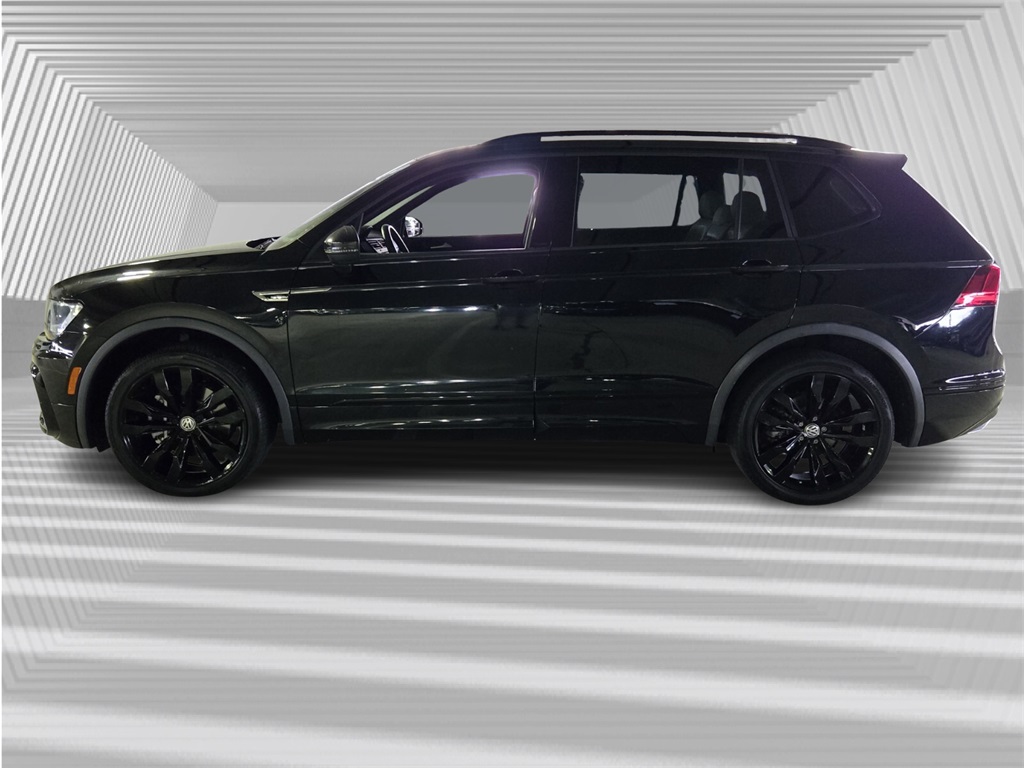2021 Volkswagen Tiguan SE R-Line Black photo 2