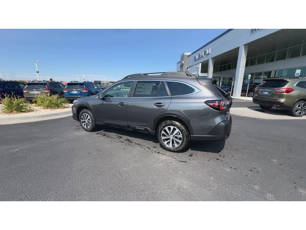 2025 Subaru Outback Premium photo 5