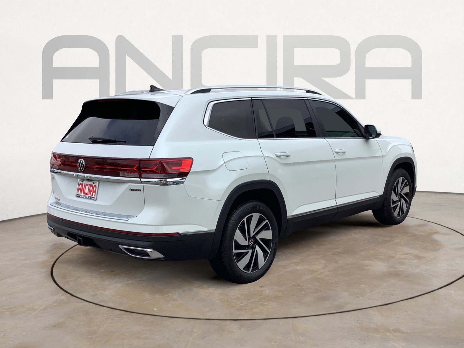 2025 Volkswagen Atlas SEL photo 8