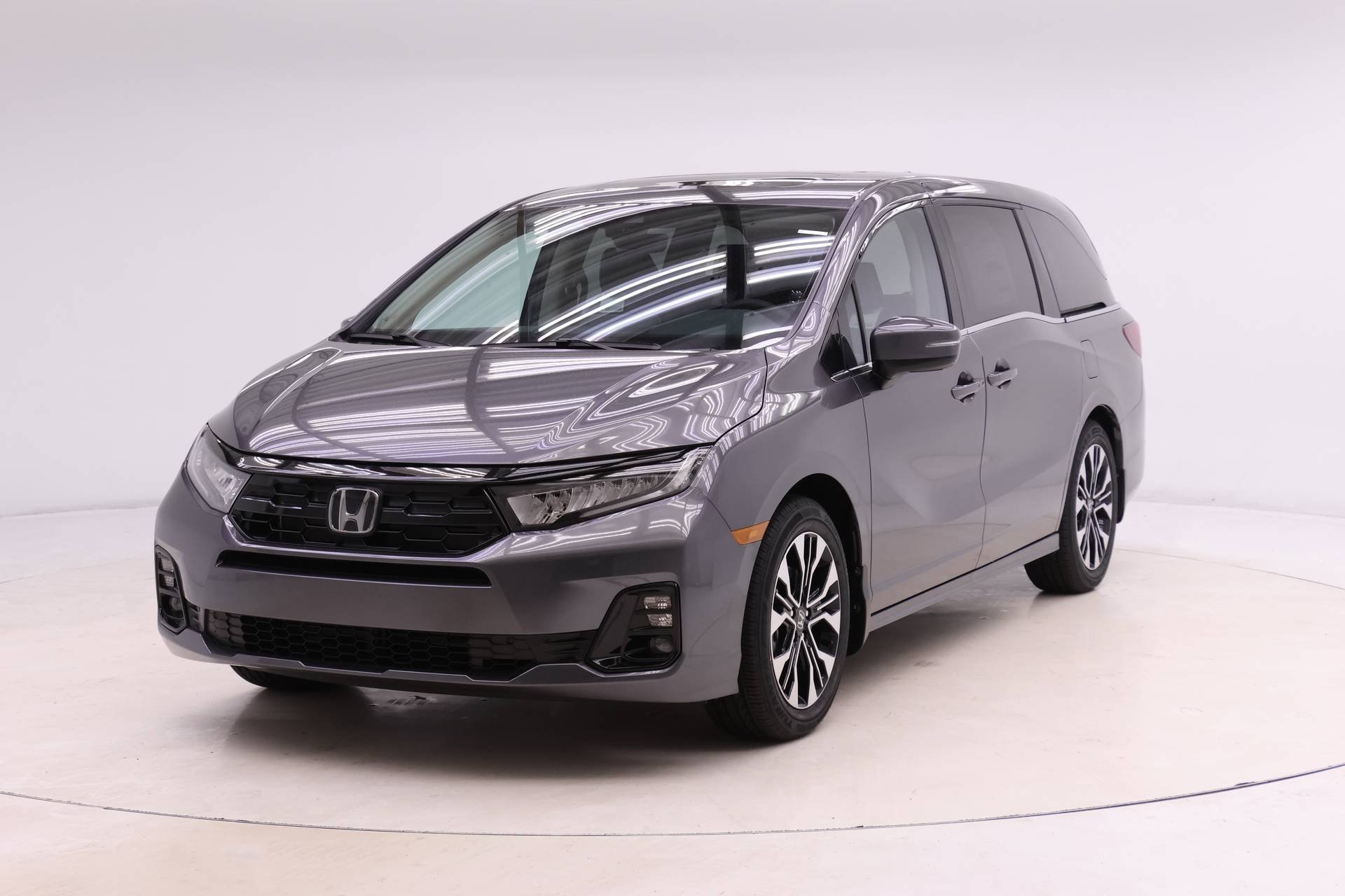 2026 Honda Odyssey Elite's photo
