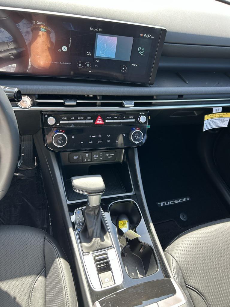 2025 Hyundai Tucson SEL Convenience photo 18