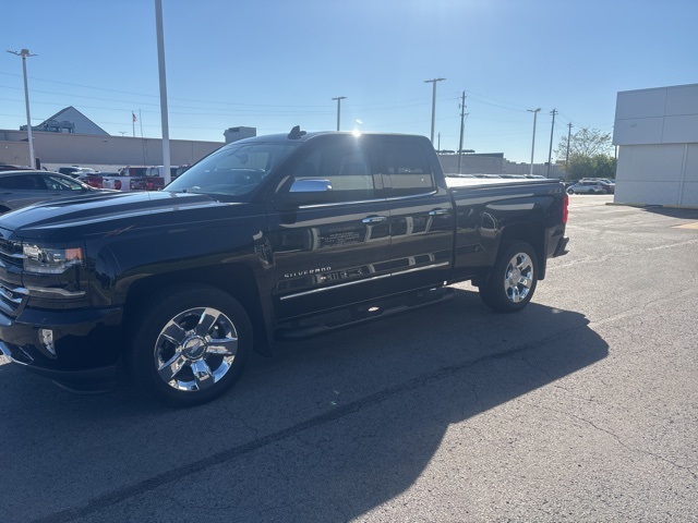 2018 Chevrolet Silverado 1500 LTZ photo 3