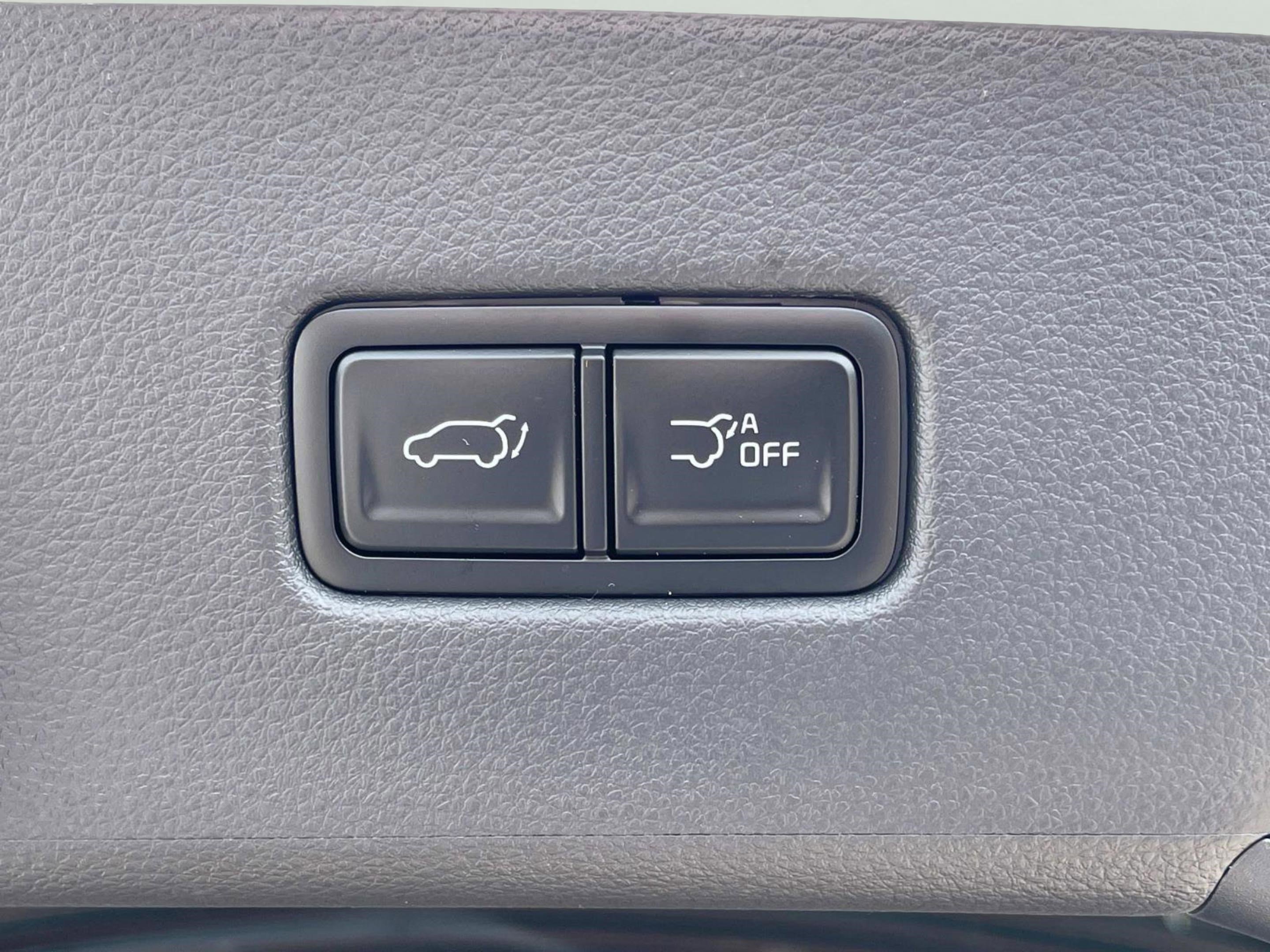 2026 Kia Carnival EX photo 13