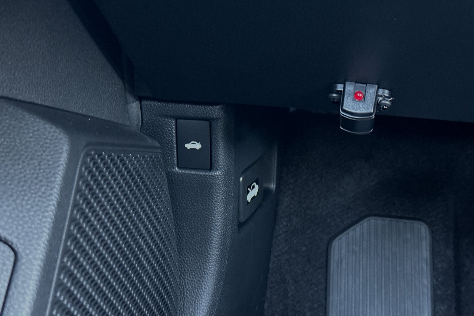 2025 Honda Accord Hybrid Touring photo 28