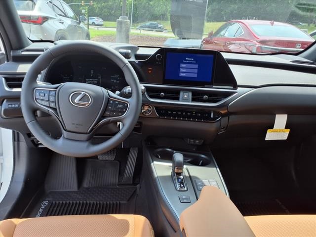 2025 Lexus UX Premium photo 15