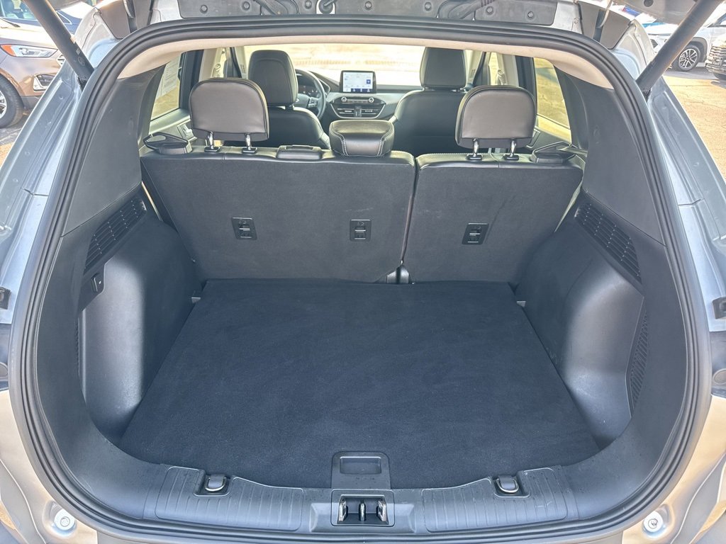 2021 Ford Escape SEL photo 12