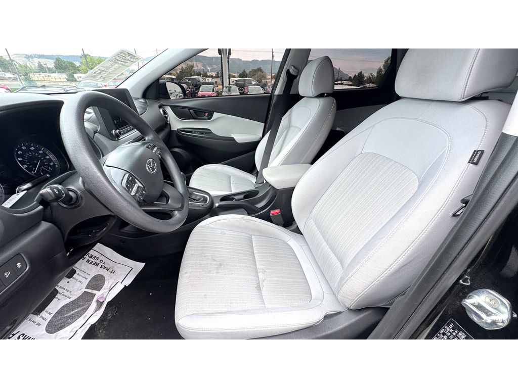 2023 Hyundai Kona SEL photo 16
