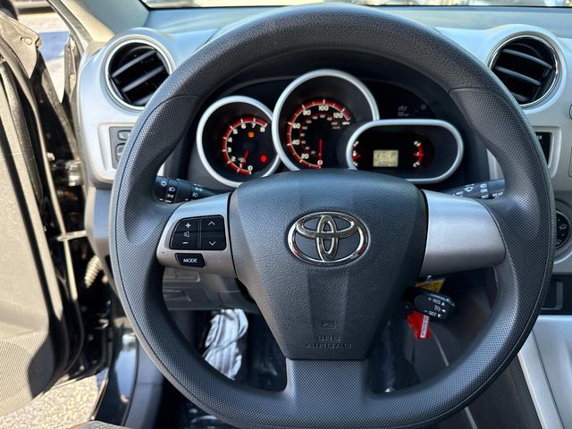 2012 Toyota Corolla Matrix L 4WD photo 29